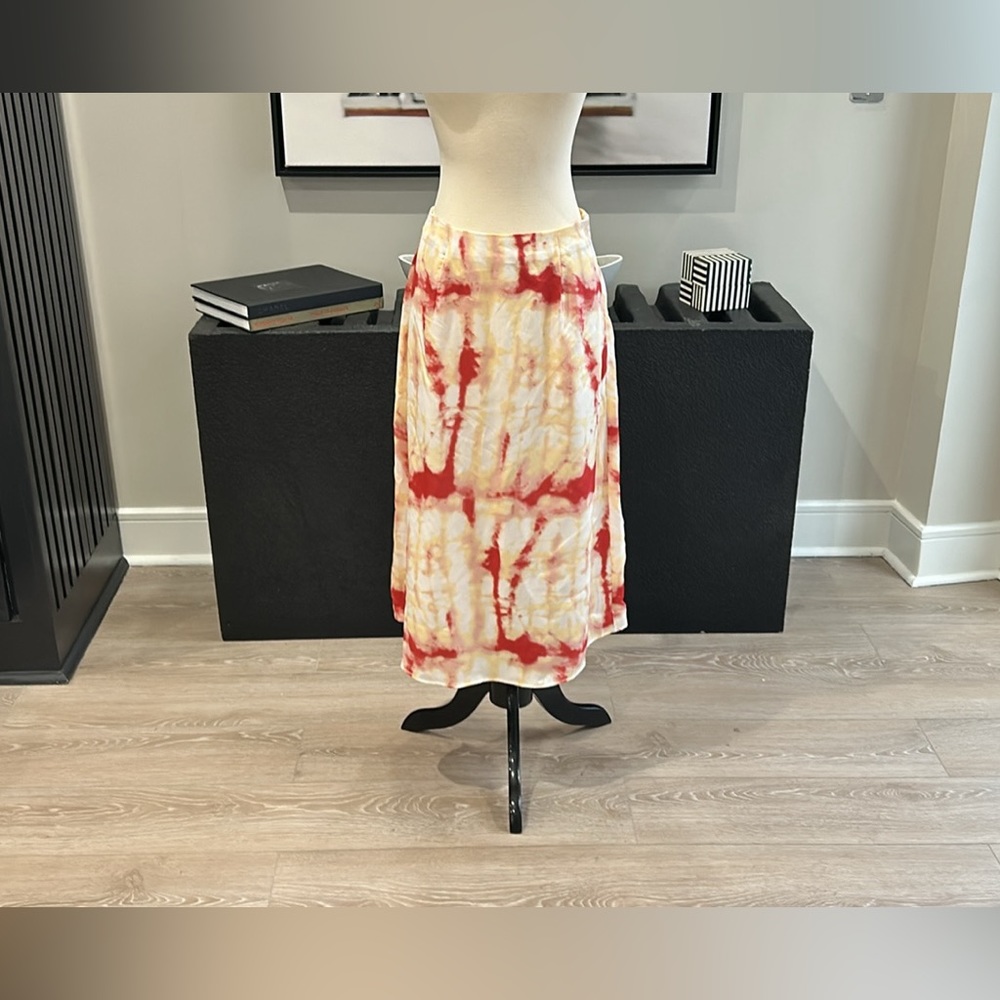 BRAND NEW! Tie-Dye Slip Skirt, White, Coral, Peach and Yellow, Small